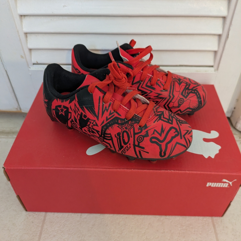 Puma Kids Red Graphic Soccer Cleats Boys Size 10